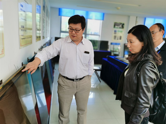 15765664573688298Tvr.jpg 3.jpg