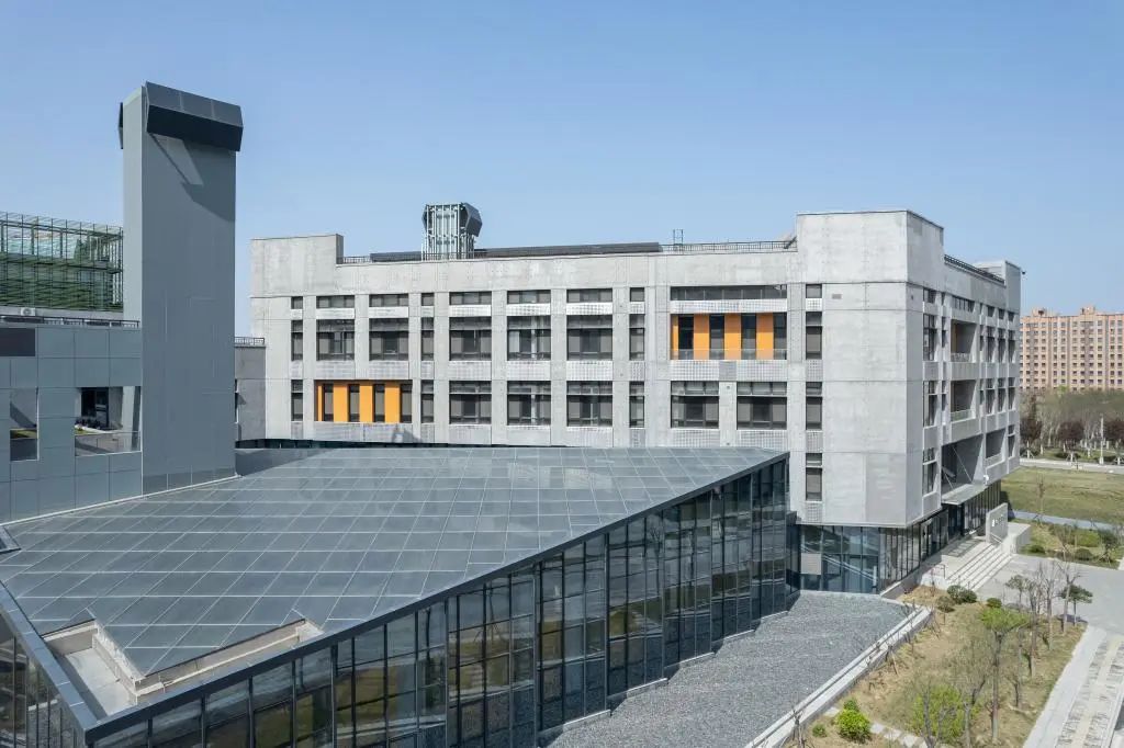 1700037083890576iTFm.jpg 7.jpg